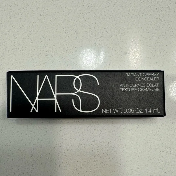 Nars - concealer - Picture 2 of 2